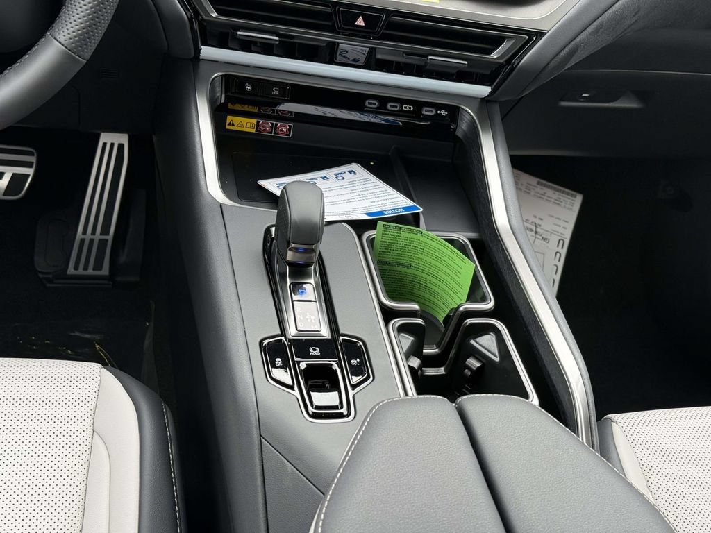 New 2026 Lexus TX 500h AWD image 15