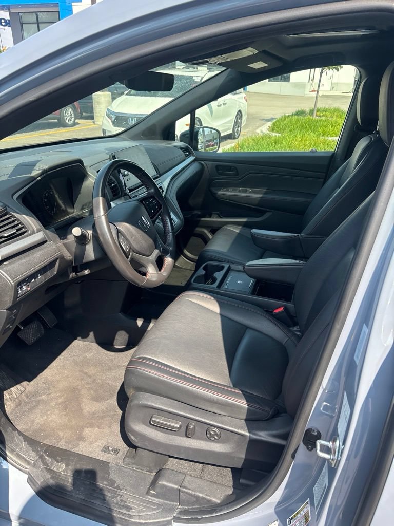 Used 2025 Honda Odyssey Sport-L image 25