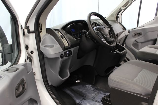 Used 2017 Ford Transit 250 130 Low Roof RWD image 13