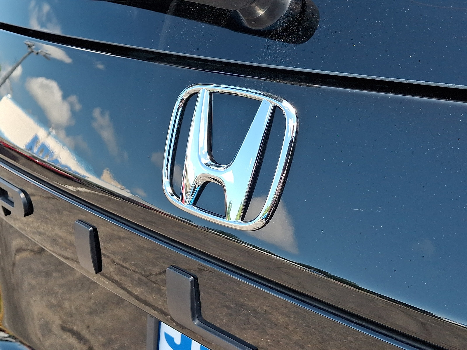 Used 2023 Honda Pilot Touring image 31
