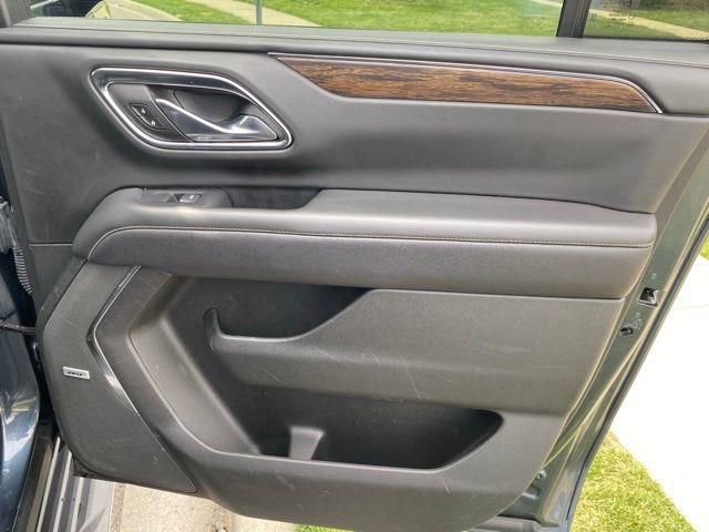 Used 2021 Chevrolet Suburban Premier AWD/4WD image 26