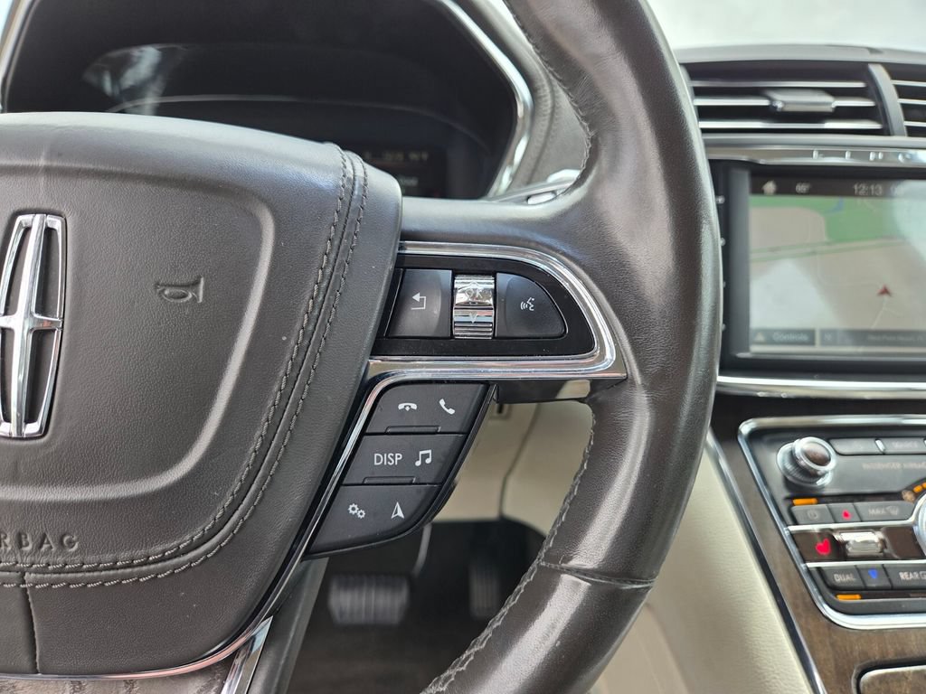 Used 2019 Lincoln Continental Select FWD image 27