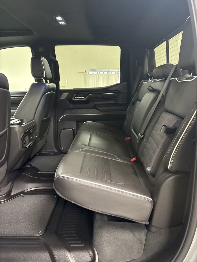Used 2024 GMC Sierra 1500 AT4X image 25