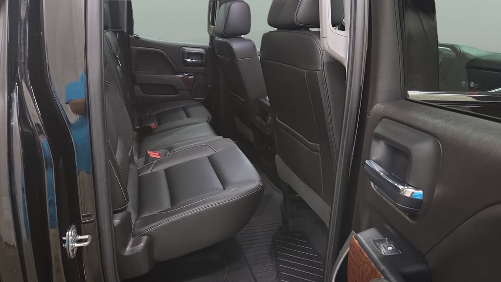 Used 2018 GMC Sierra 2500 SLT AWD/4WD image 26