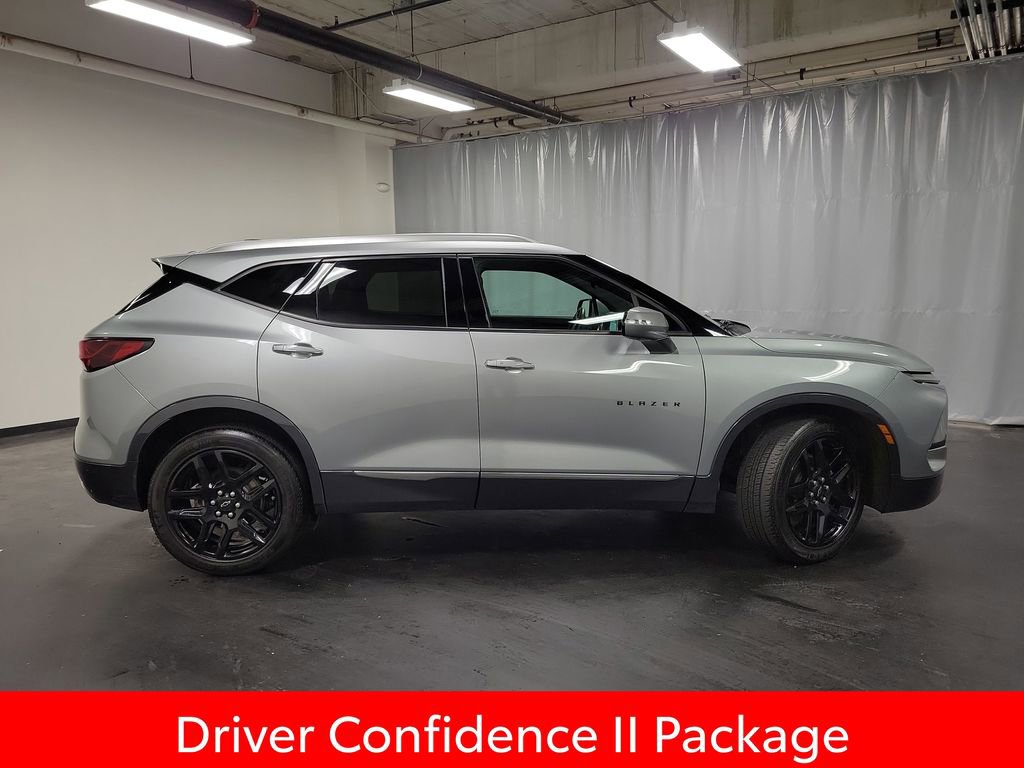 Used 2023 Chevrolet Blazer Premier w/ Driver Confidence II Package image 9
