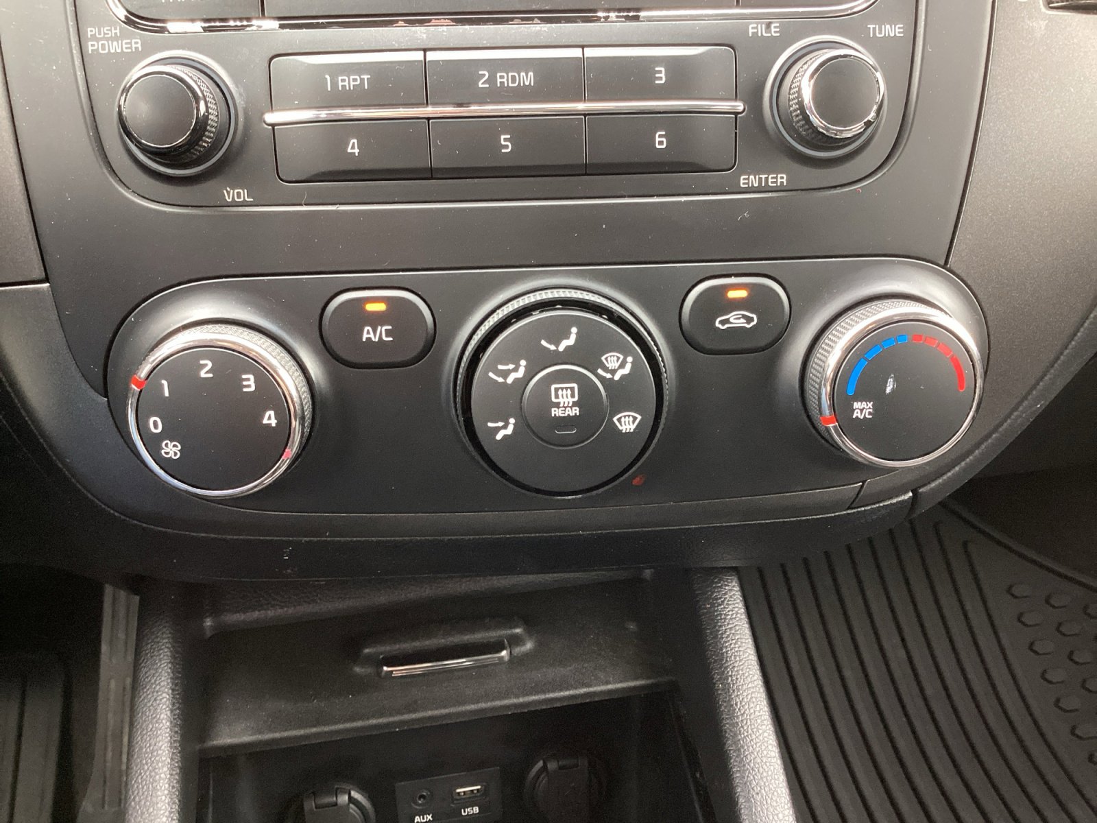 Used 2016 Kia Forte LX image 19