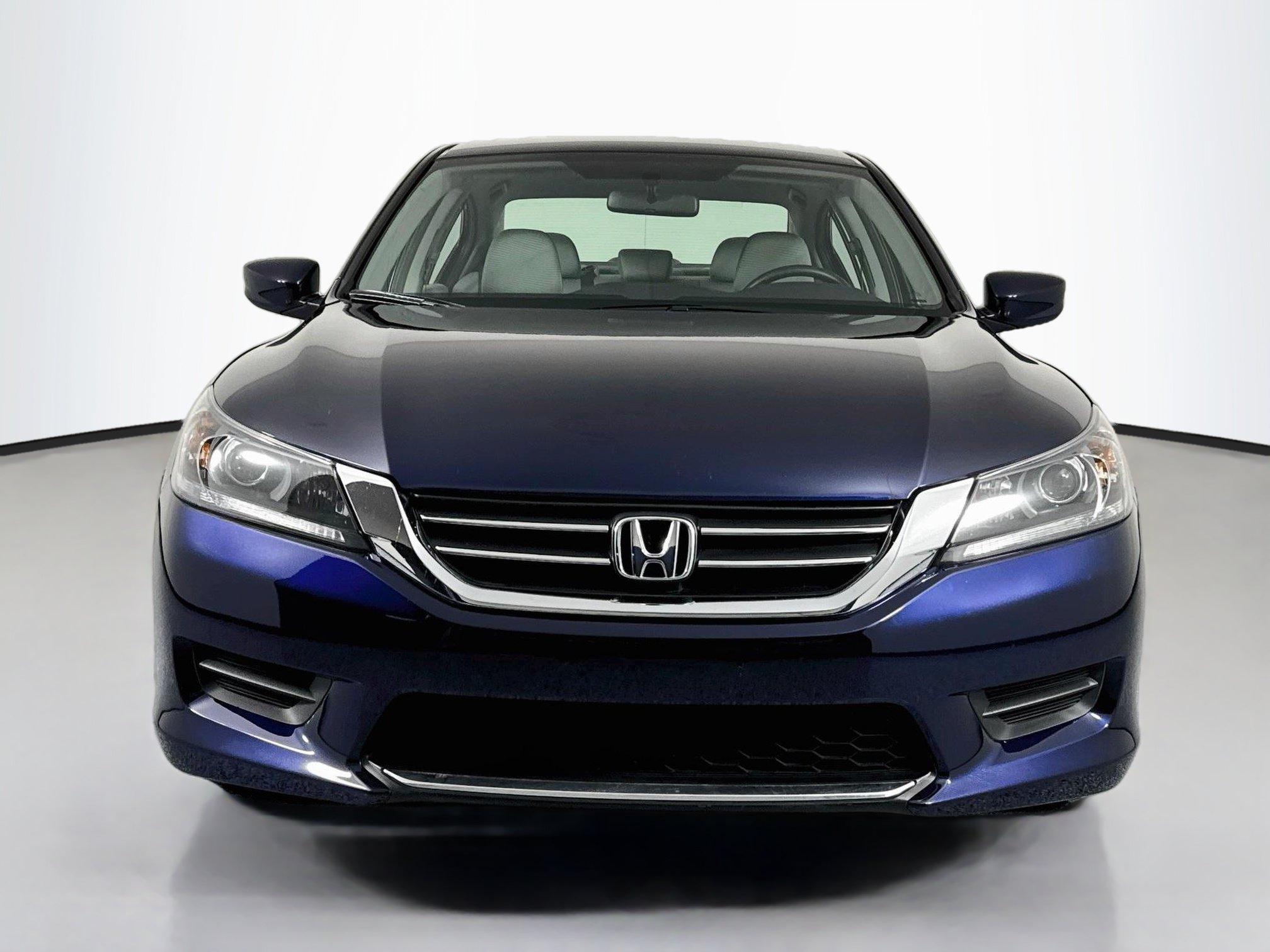 Used 2015 Honda Accord LX image 2