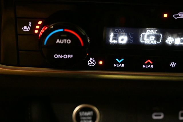 Used 2023 Nissan Rogue SL w/ SL Premium Package AWD/4WD image 32