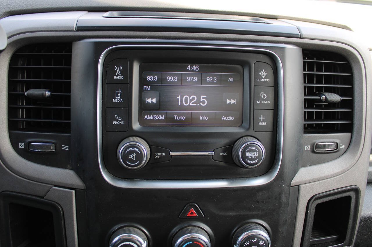 Used 2016 RAM 5500 Tradesman w/ Power & Remote Entry Group AWD/4WD image 39