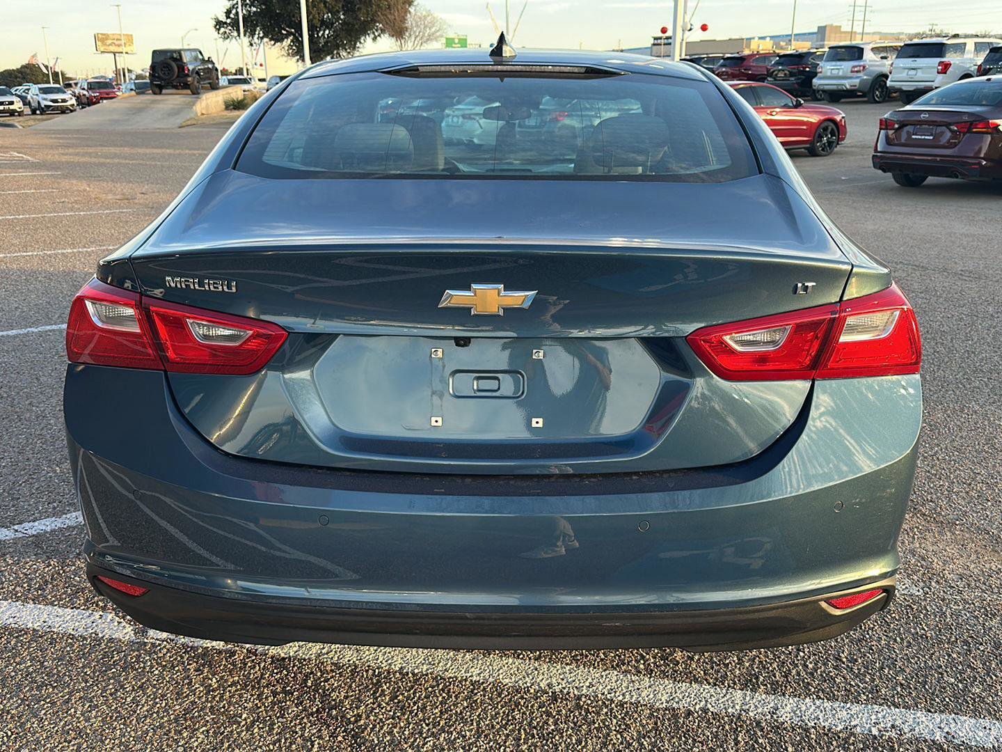 Used 2025 Chevrolet Malibu LT image 4