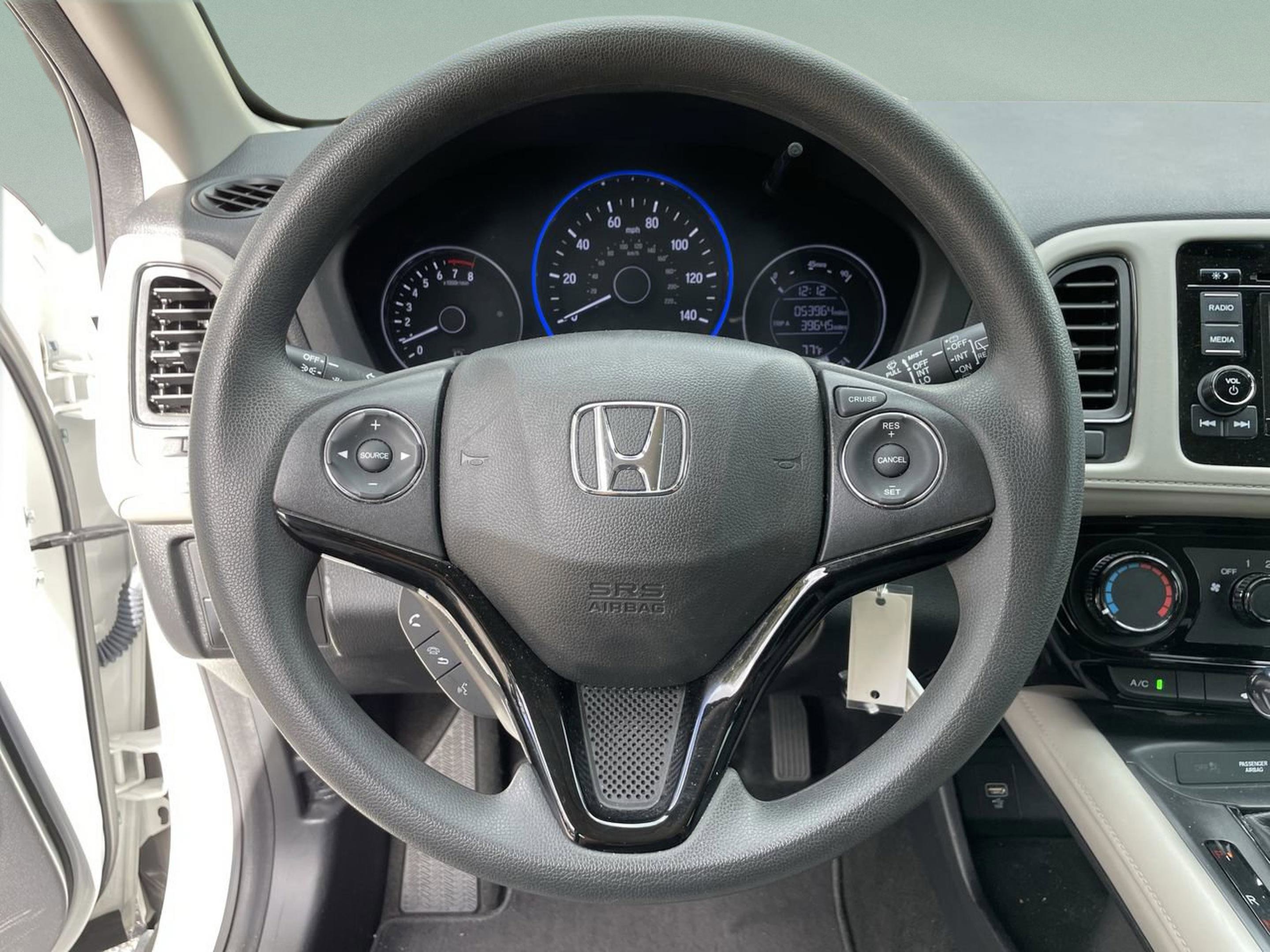 Used 2022 Honda HR-V LX image 10