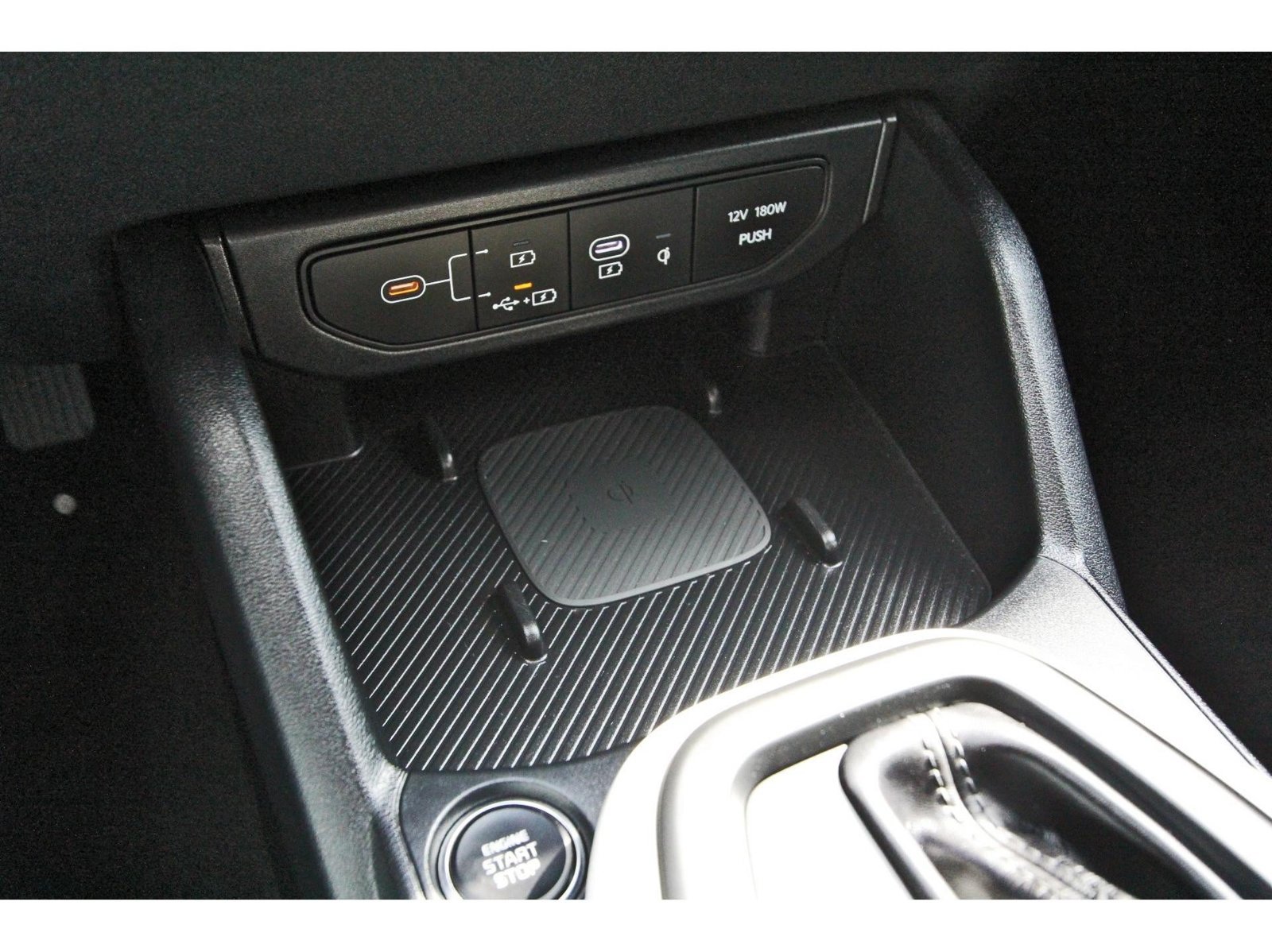 Used 2025 Kia K4 GT-Line w/ GT-Line Premium Package FWD image 29