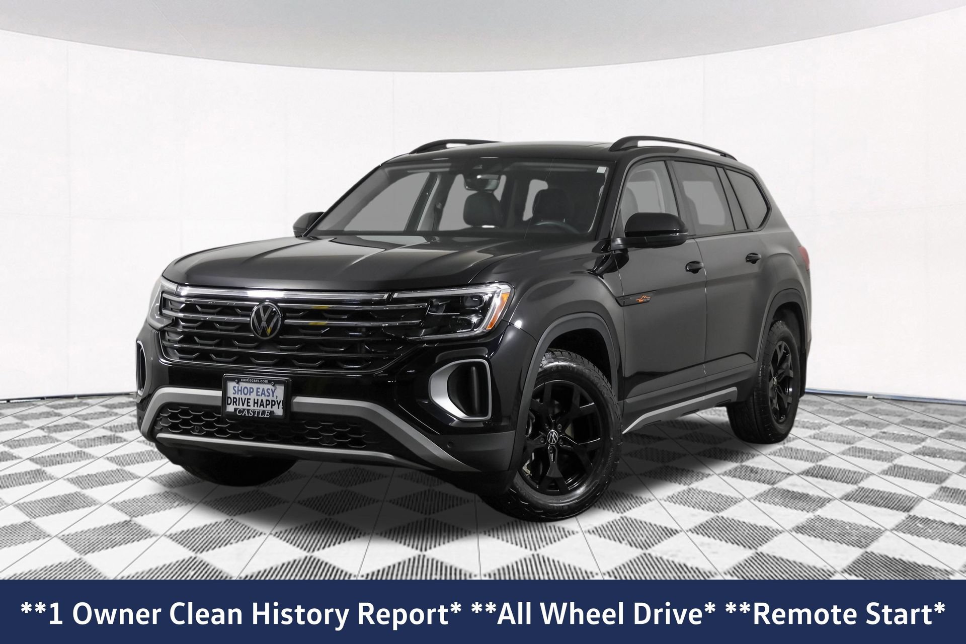 Used 2025 Volkswagen Atlas Peak Edition SE AWD/4WD image 2