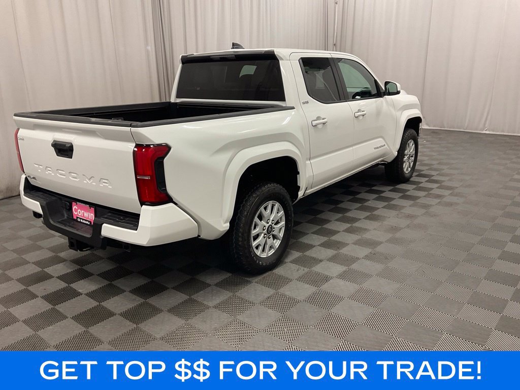 Used 2025 Toyota Tacoma SR5 AWD/4WD image 3