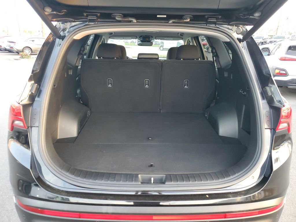 Used 2022 Hyundai Santa Fe SEL Convenience w/ Cargo Package image 9