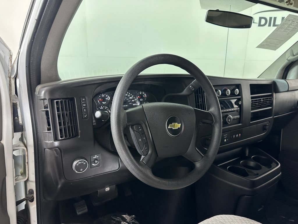 Used 2014 Chevrolet Express 2500 LT w/ LT Preferred Equipment Group RWD image 16