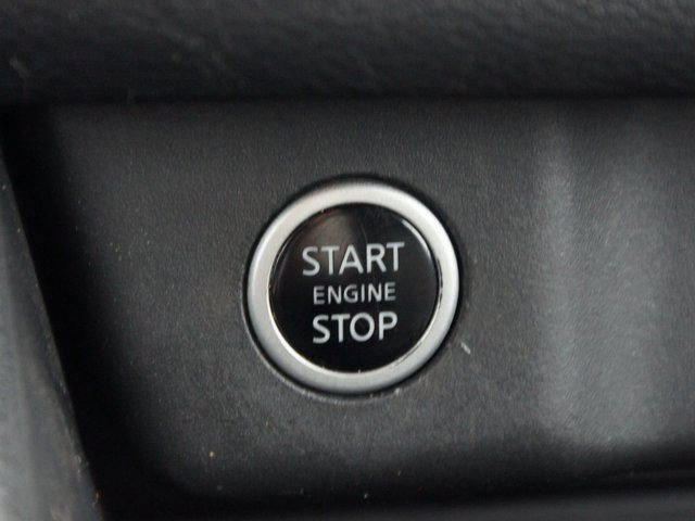 Used 2021 Nissan Rogue SV image 7