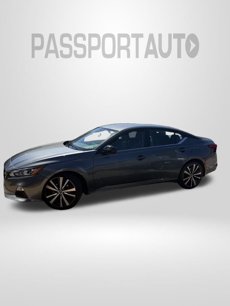 Used 2022 Nissan Altima 2.5 SR