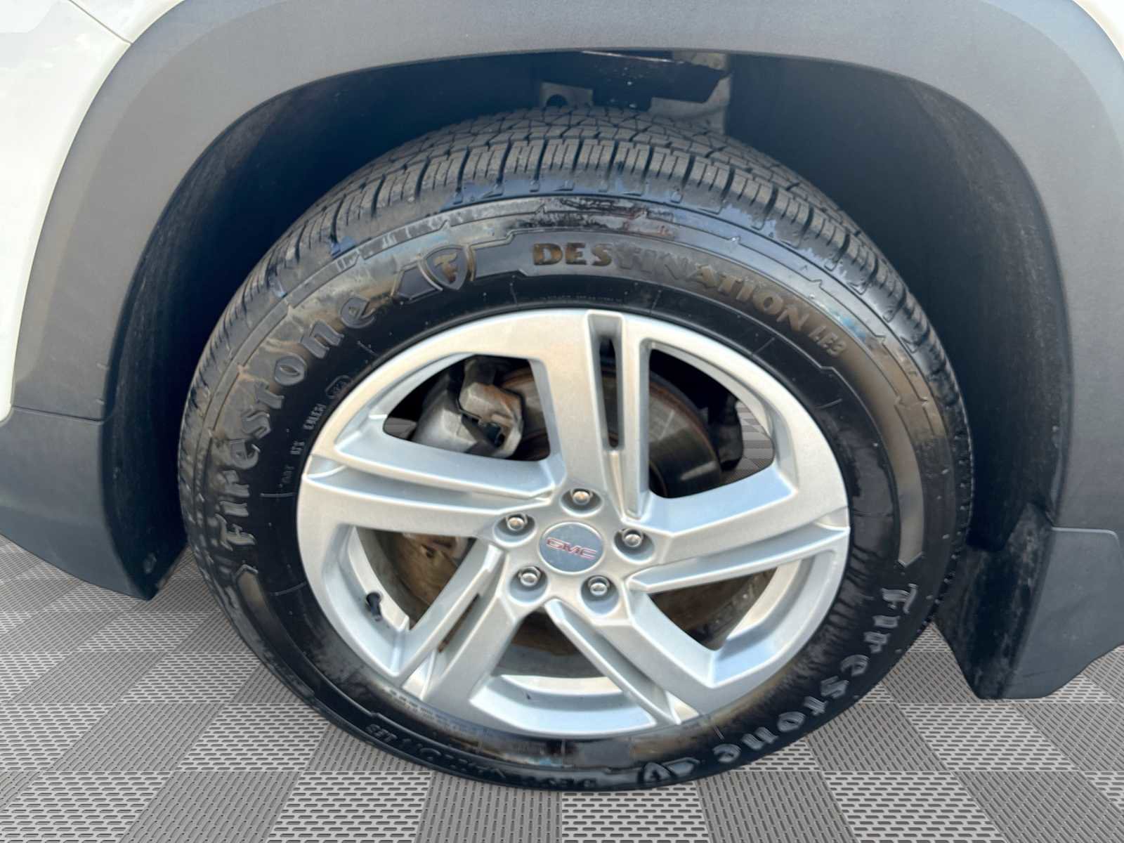 Certified 2018 GMC Terrain SLE image 32