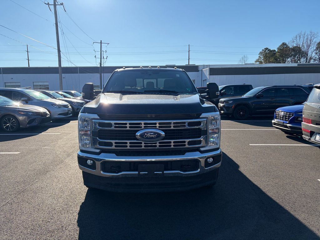 Used 2024 Ford F350 XLT image 2