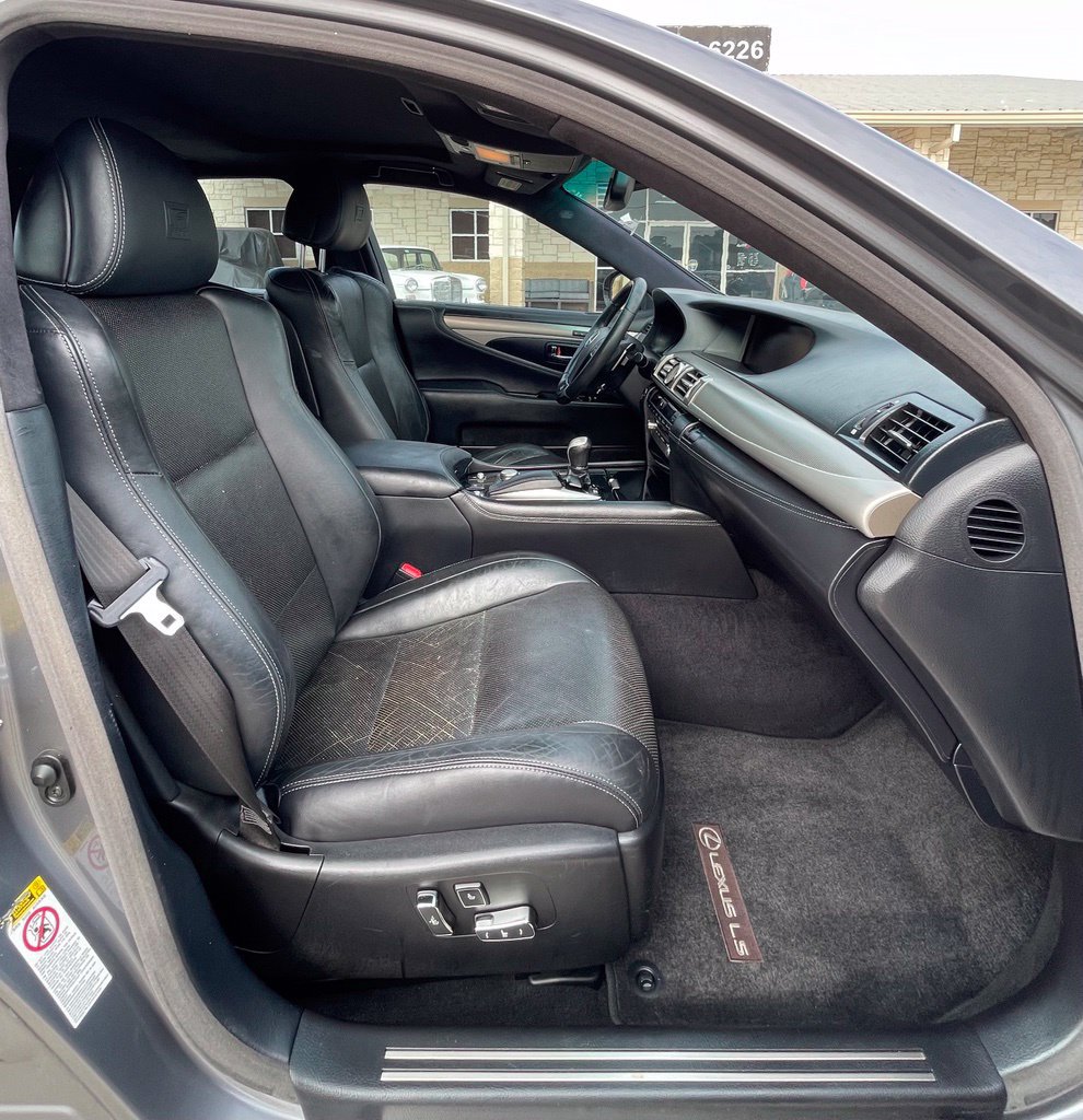 Used 2014 Lexus LS 460 w/ F Sport Package RWD image 28