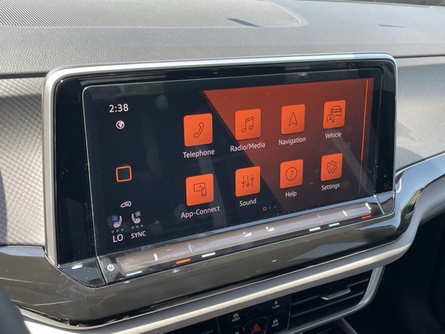 New 2025 Volkswagen Atlas Peak Edition SE image 13
