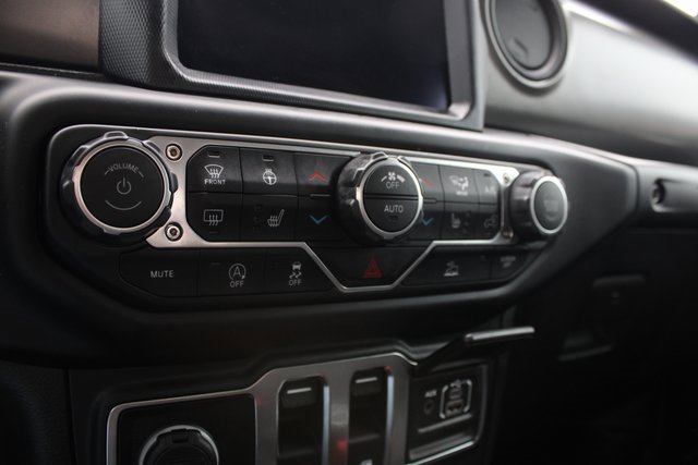 Used 2023 Jeep Wrangler Sport S image 11