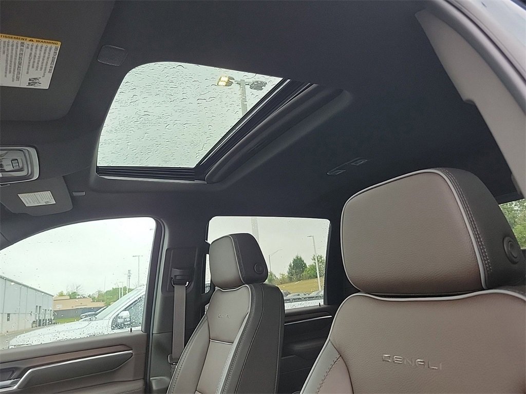 New 2026 GMC Sierra 2500 Denali w/ Denali Reserve Package image 30