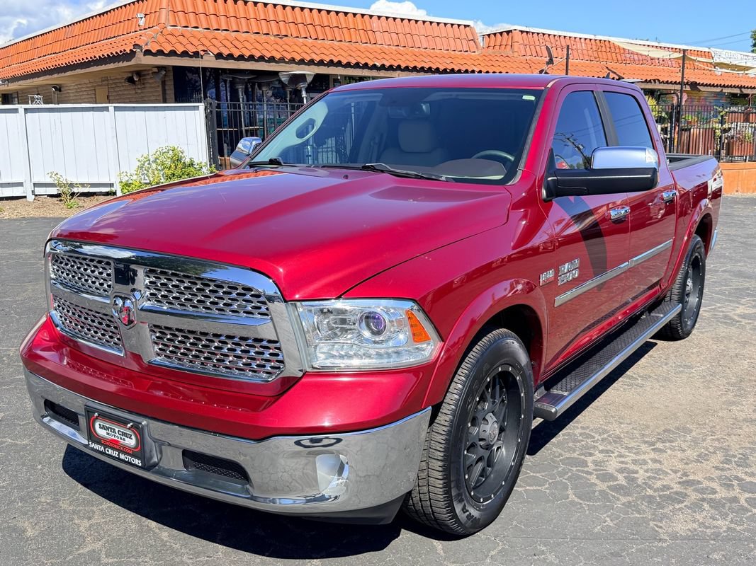Used 2014 RAM 1500 Laramie w/ Convenience Group RWD image 3