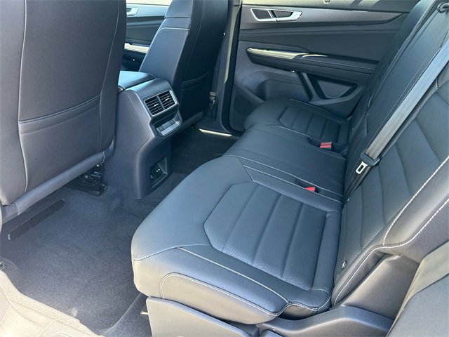 New 2026 Volkswagen Atlas Cross Sport SEL R-Line image 38