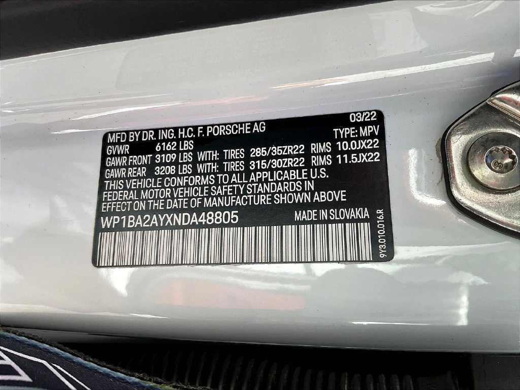Used 2022 Porsche Cayenne Coupe w/ Premium Package AWD/4WD image 16