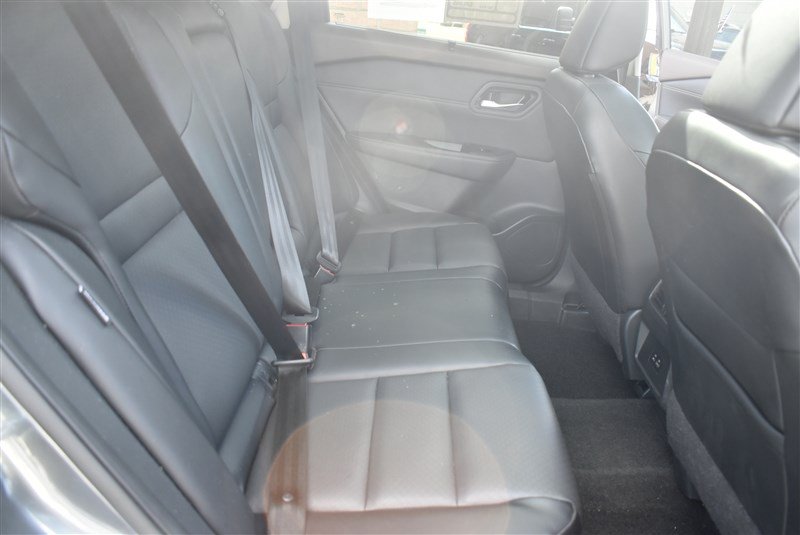 Used 2023 Nissan Rogue SV w/ SV Premium B Package AWD/4WD image 28