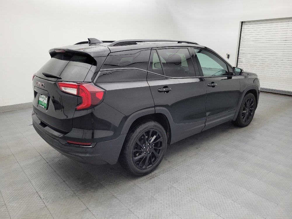 Used 2023 GMC Terrain SLT w/ Infotainment Package II AWD/4WD image 10