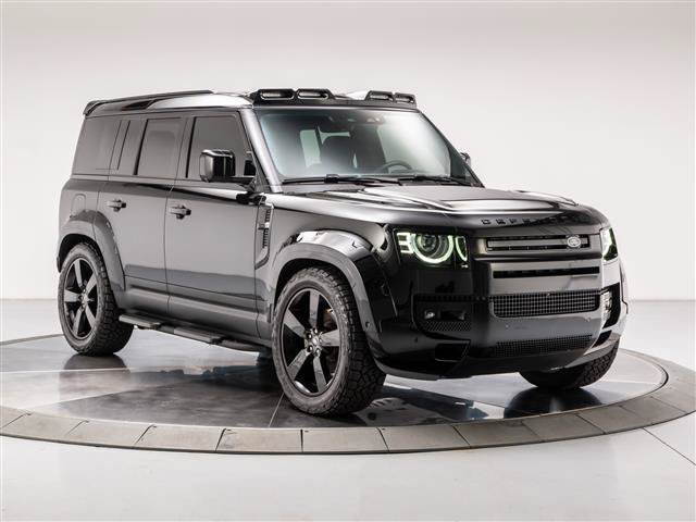 Used 2025 Land Rover Defender 110 S AWD/4WD image 7