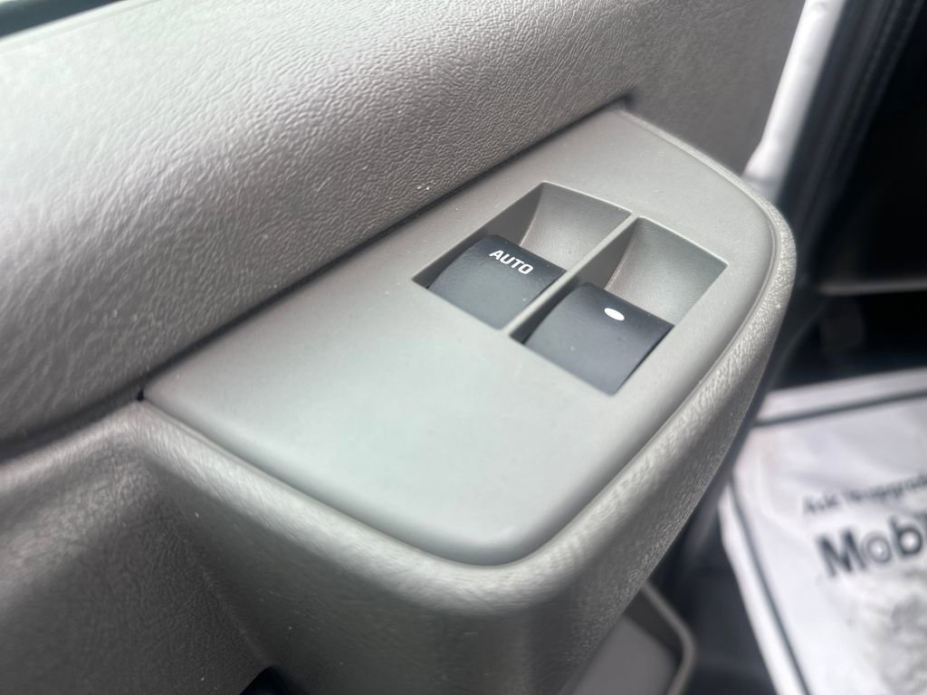 Used 2019 Chevrolet Express 3500 LS image 11