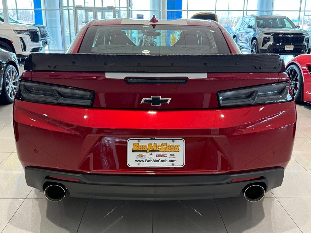 Used 2016 Chevrolet Camaro SS image 3