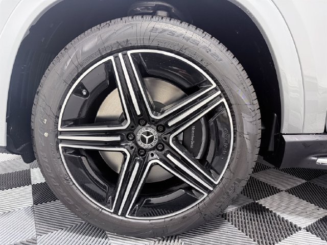 New 2027 Mercedes-Benz GLE 450 4MATIC image 8