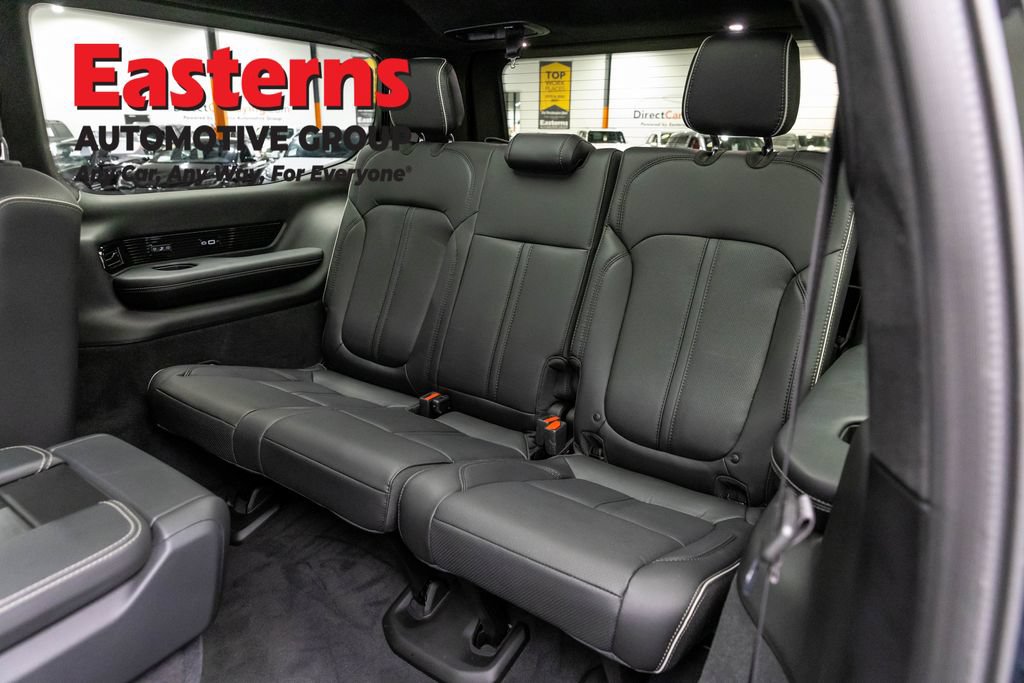 Used 2024 Jeep Grand Wagoneer Series II w/ Quick Order Packagew 28T AWD/4WD image 25