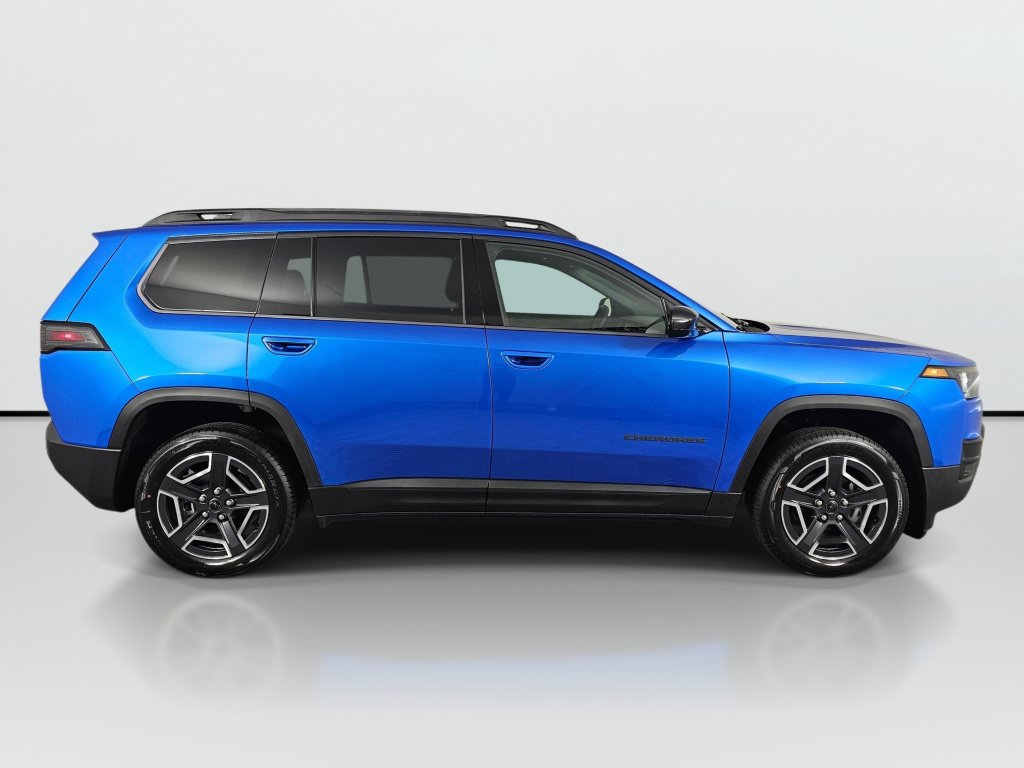New 2026 Jeep Cherokee Laredo AWD/4WD image 3