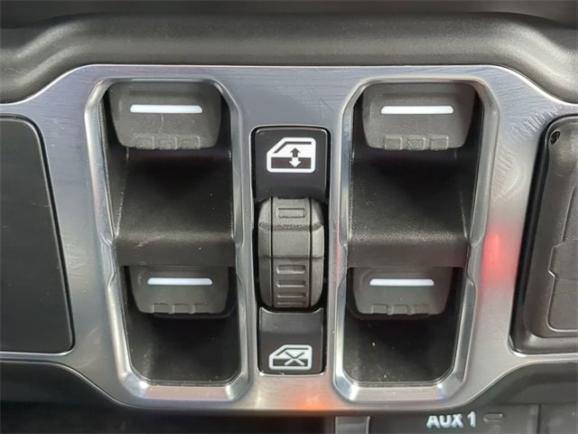 Used 2021 Jeep Wrangler Unlimited Sahara w/ Safety Group image 27