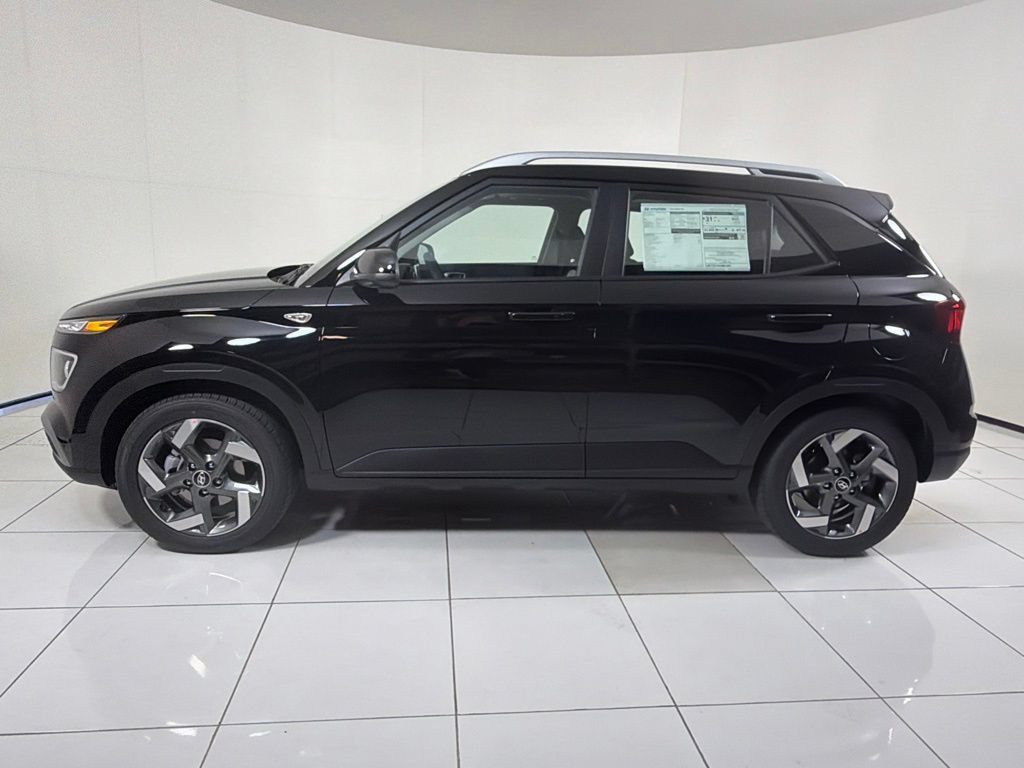 New 2026 Hyundai Venue SEL FWD image 8
