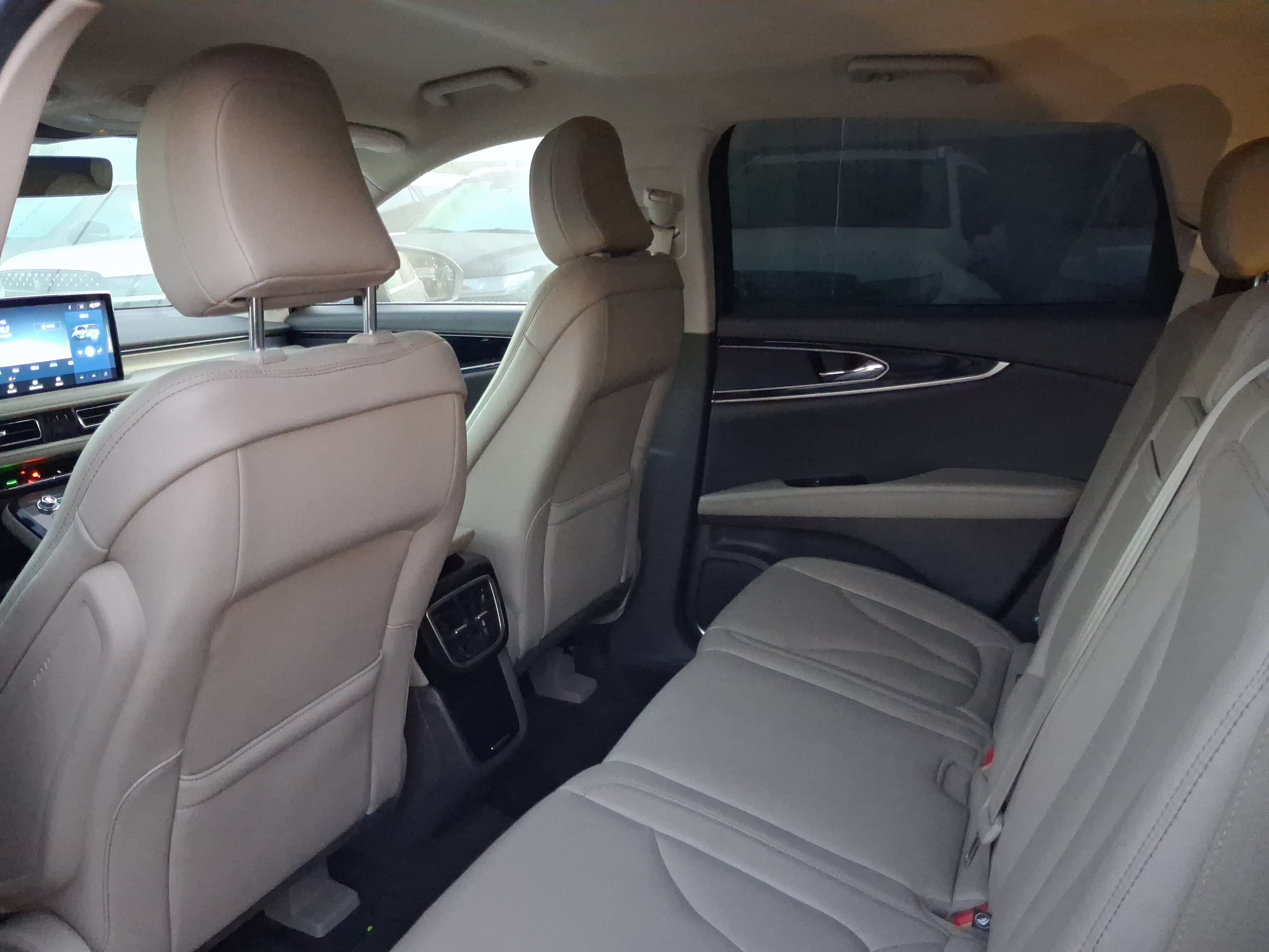 Certified 2023 Lincoln Nautilus FWD image 5