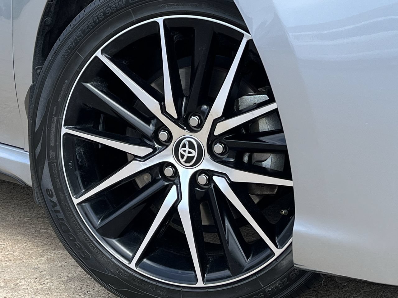 Used 2024 Toyota Camry SE FWD image 27