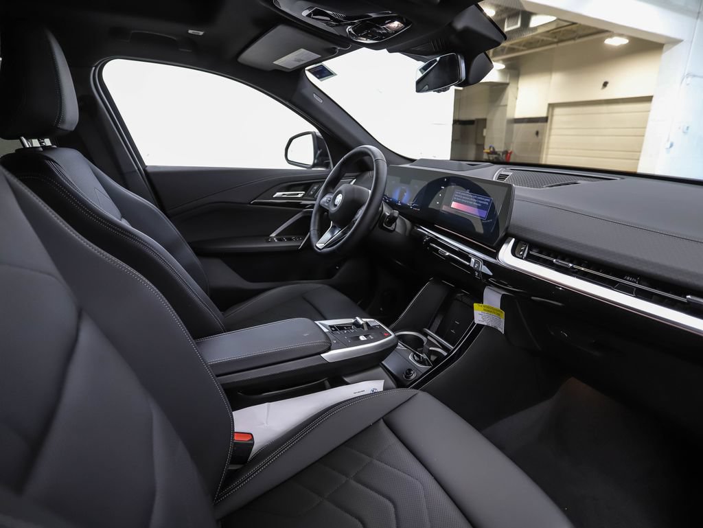 New 2026 BMW X2 xDrive28i w/ Technology Package AWD/4WD image 30