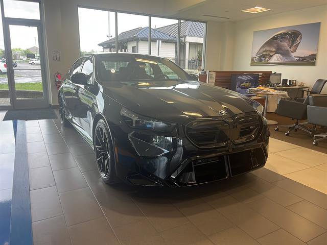 New 2026 BMW M5 w/ Executive Package image 1