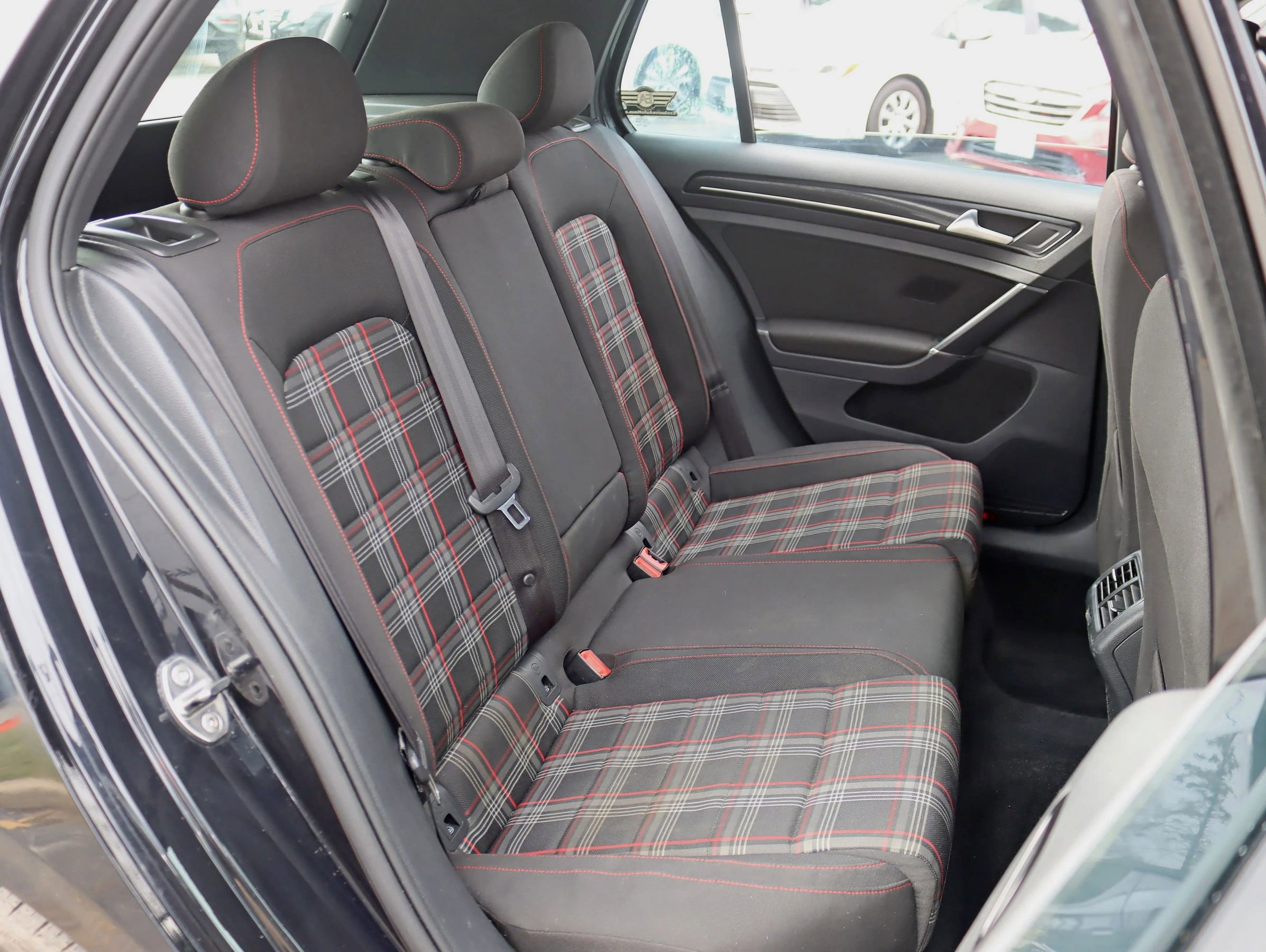 Used 2017 Volkswagen GTI Sport FWD image 30