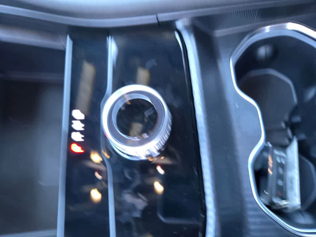 New 2025 Jeep Grand Cherokee Altitude image 17