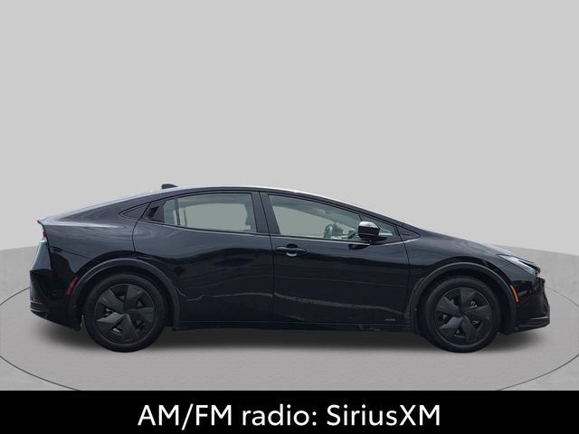 Certified 2025 Toyota Prius LE AWD/4WD image 4