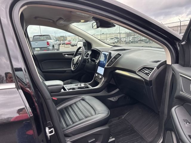 Certified 2022 Ford Edge SEL w/ Convenience Package image 9