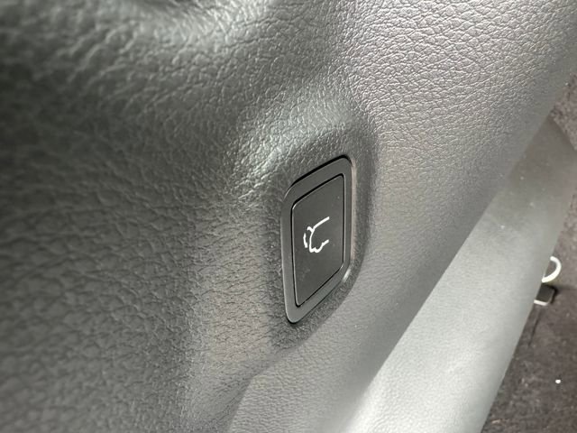 New 2026 Jeep Compass Limited w/ Sun, Sound & Navigation Group image 32